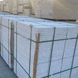 丽江 白麻花岗岩荔枝面地铺石