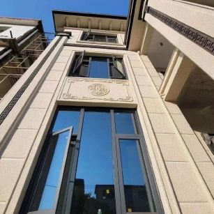 丽江 黄金麻荔枝面别墅外墙干挂效果展示