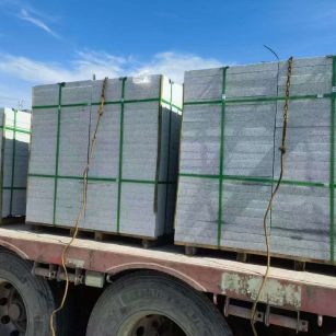 丽江 芝麻白花岗岩地铺石装车日常