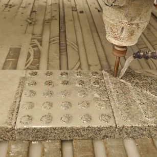 丽江 芝麻白花岗岩石材盲人石、盲道石、盲点石