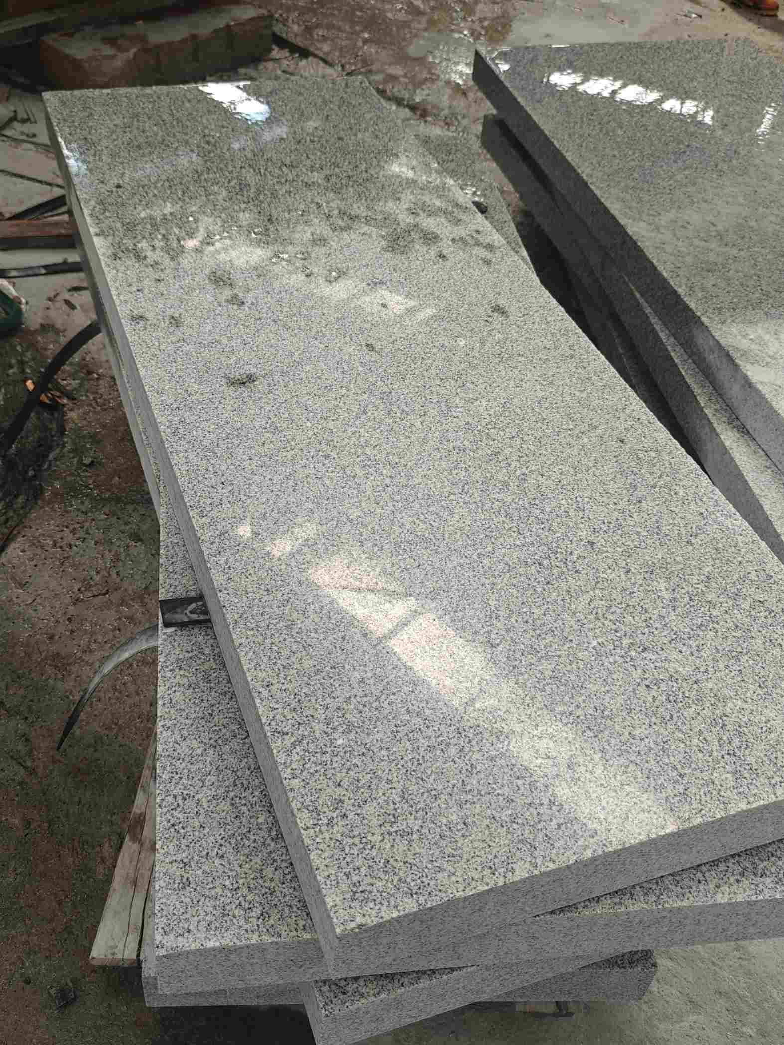 丽江 芝麻白栏杆料半成品