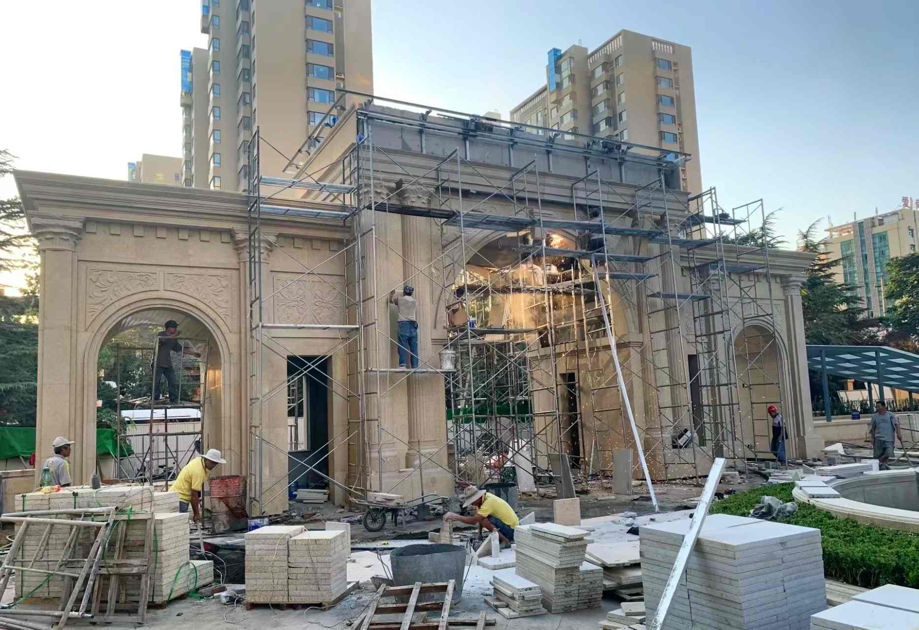 丽江 黄金麻荔枝面花岗岩小区门楼外墙干挂