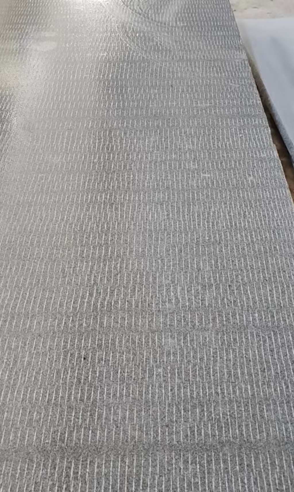 丽江 芝麻灰花岗岩斧剁面，刀斩面