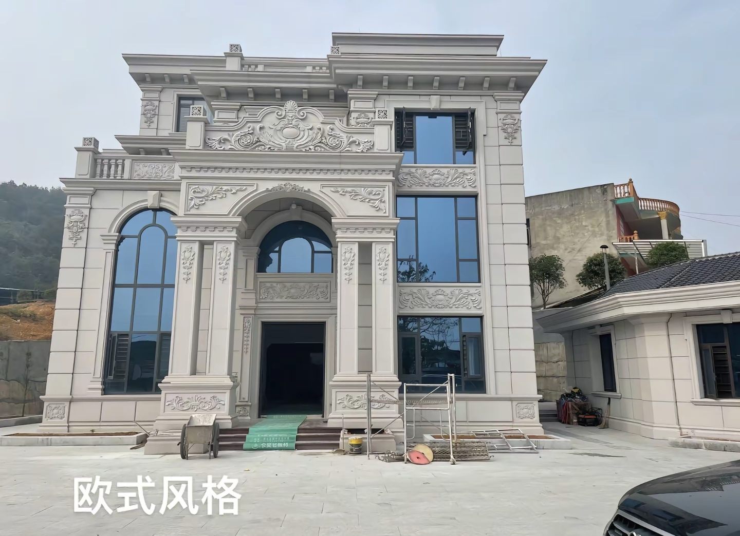 丽江 白麻花岗岩别墅外墙干挂