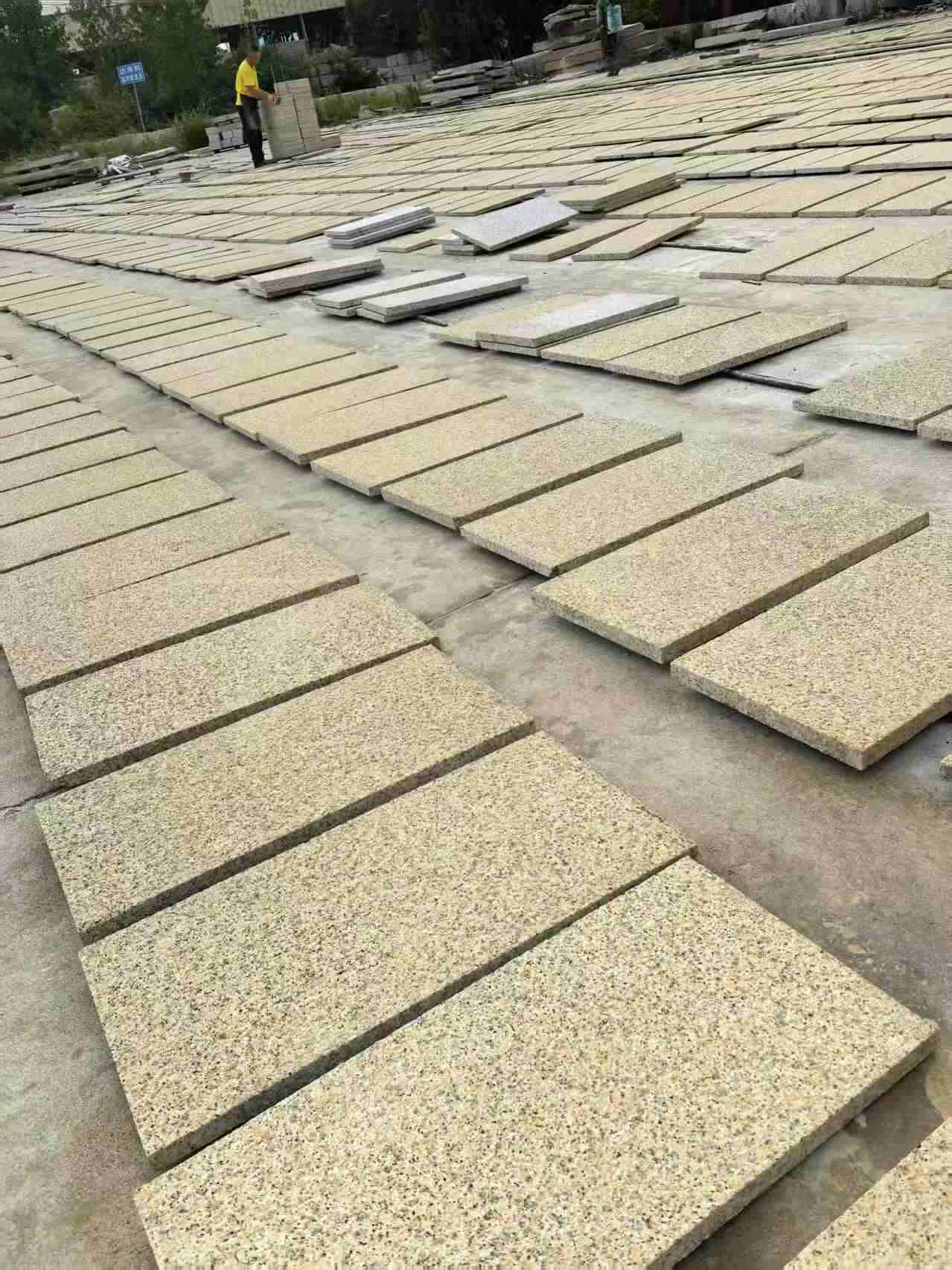 丽江 黄金麻荔枝地铺石面排板