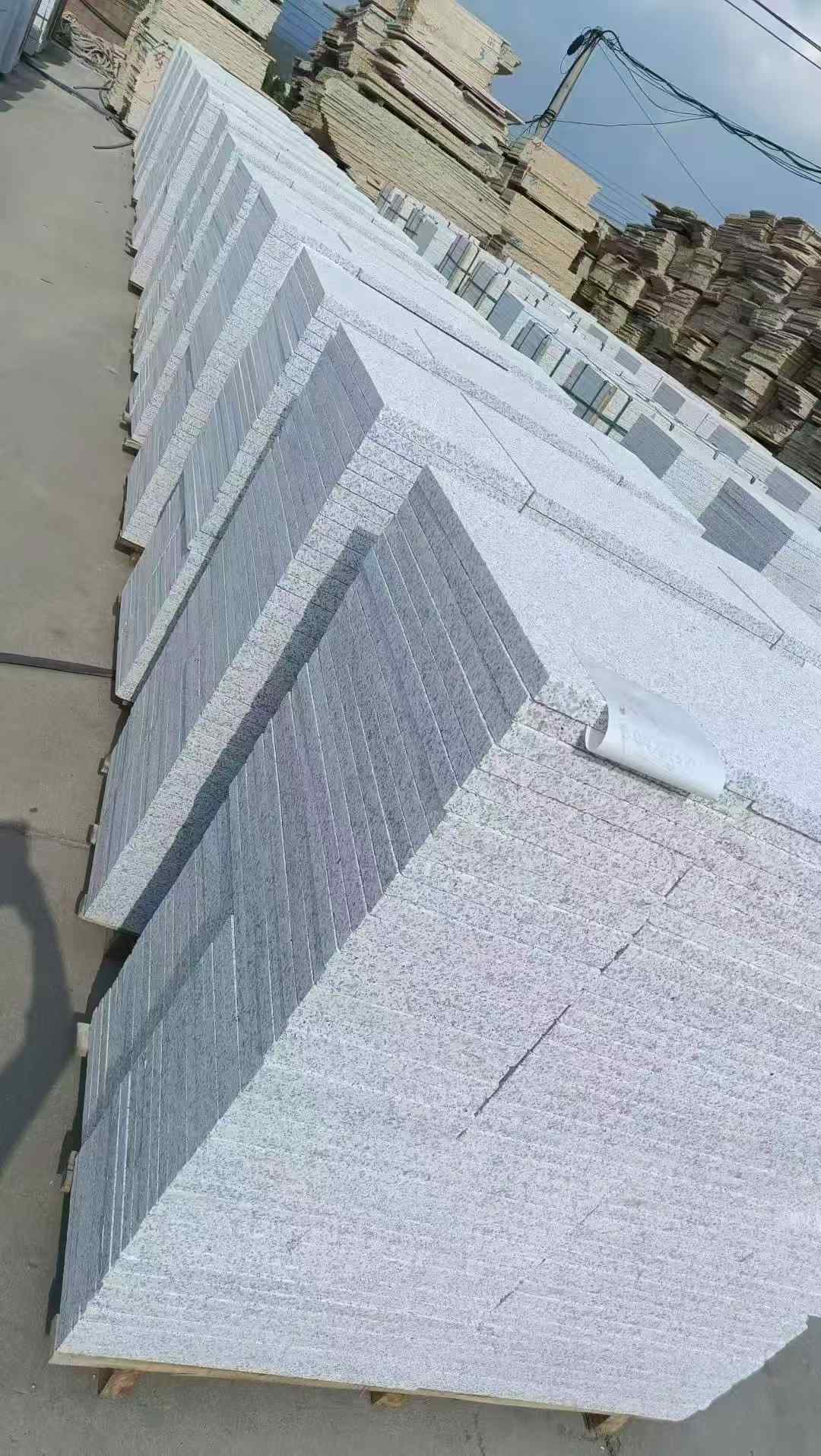 丽江 白麻荔枝面花岗岩地铺石